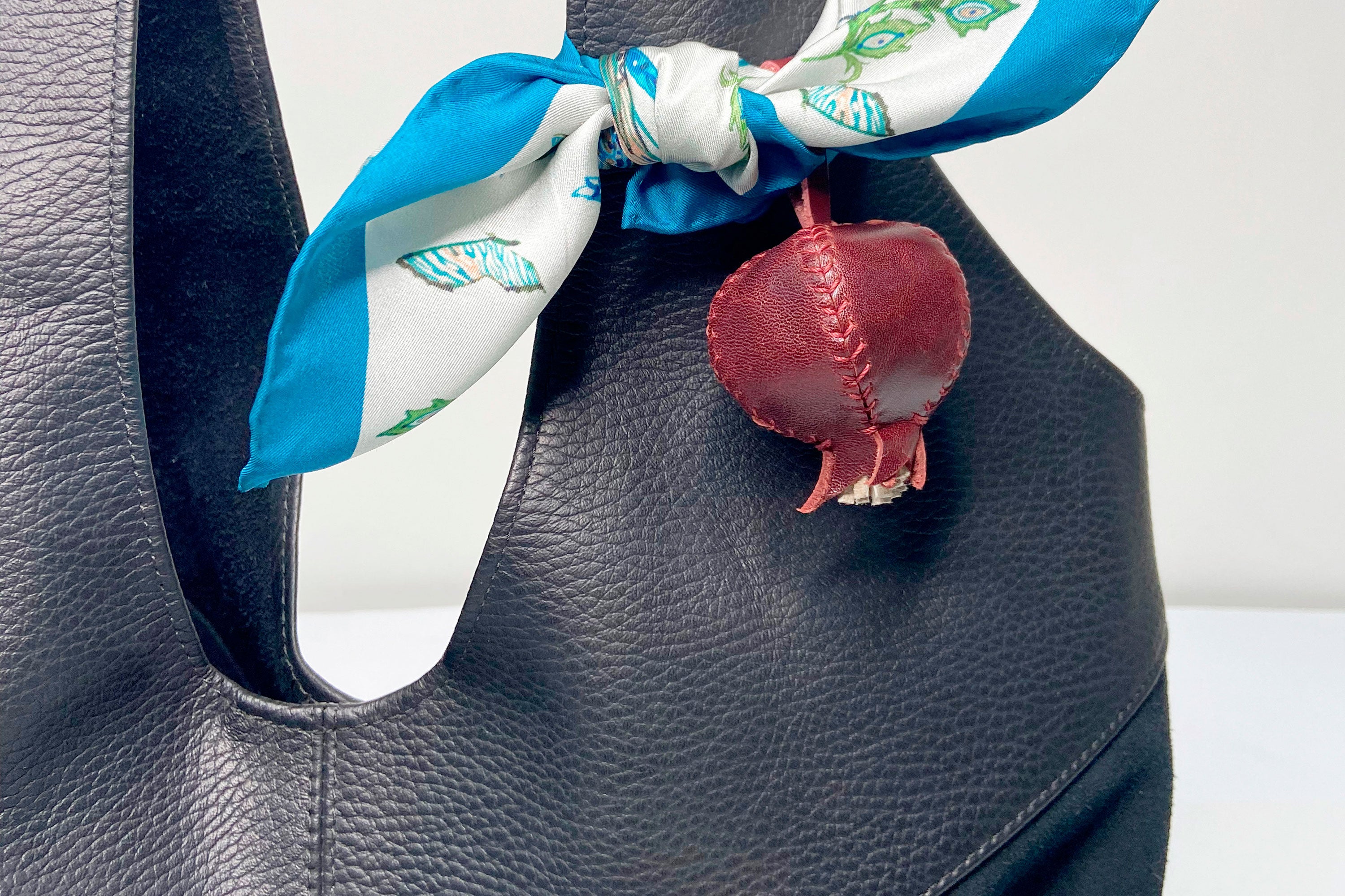 Pomegrenate Key Ring - Lyliad